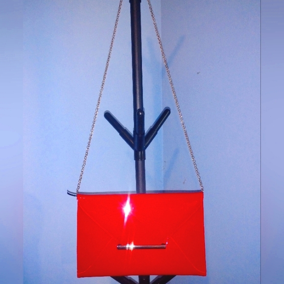 JNB Handbags - ♥️ NWOT Womens JNB Vintage 80s Style Large Red Envelope Style Crossbody Purse